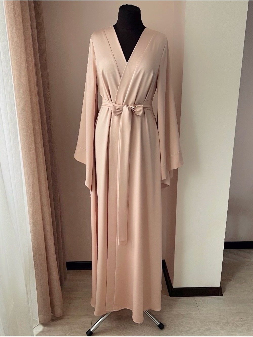 ♥️ Silky Wrap Robe in Ballet 🩰 Pink – Women's Intimates & Sleepwear - Picture 7 of 9